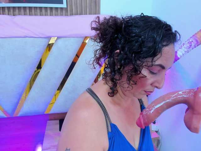 Luna-Naughty1