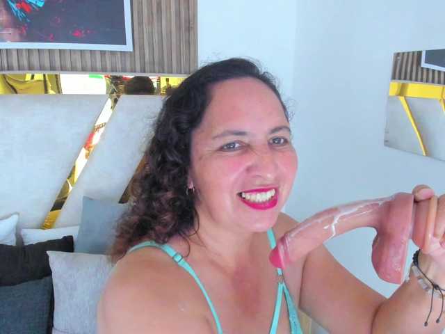 Luna-Naughty1