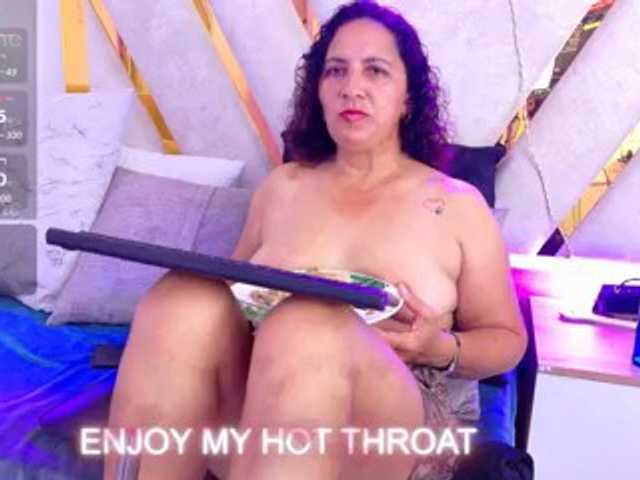 Luna-Naughty1