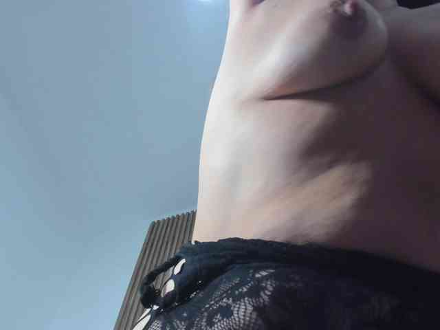 Luna-Naughty1 Live Webcam on BongaCams
