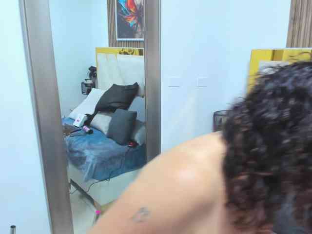 Luna-Naughty1 webcam