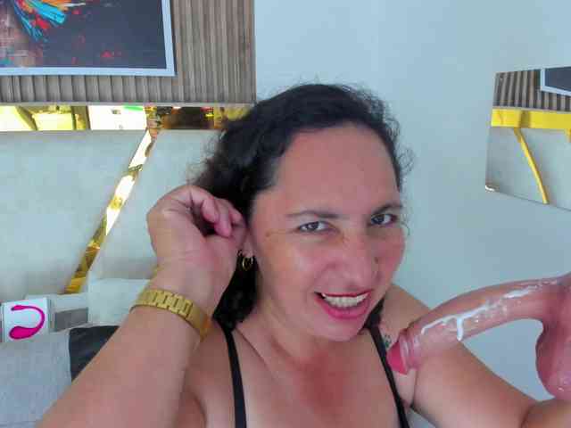 Luna-Naughty1 Live Webcam on BongaCams