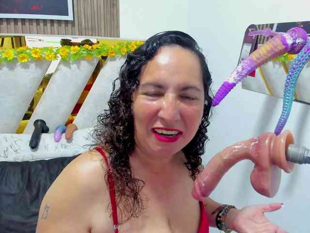 Luna-Naughty1 Live Webcam on BongaCams