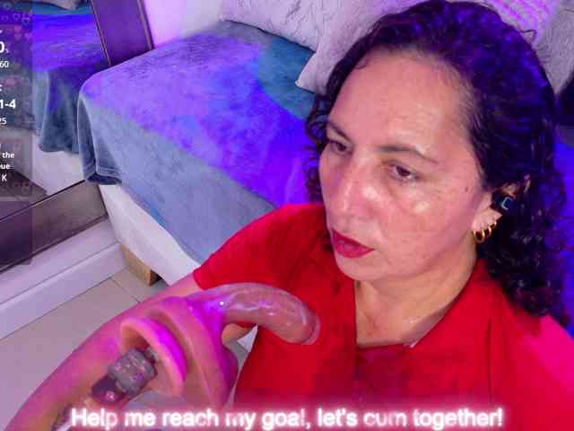 Luna-Naughty1 webcam