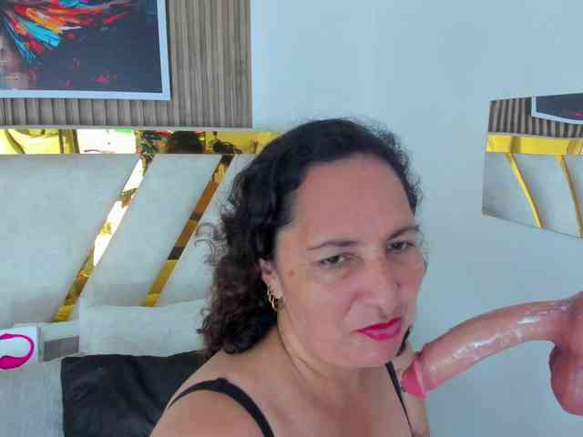 Luna-Naughty1 Live Webcam on BongaCams
