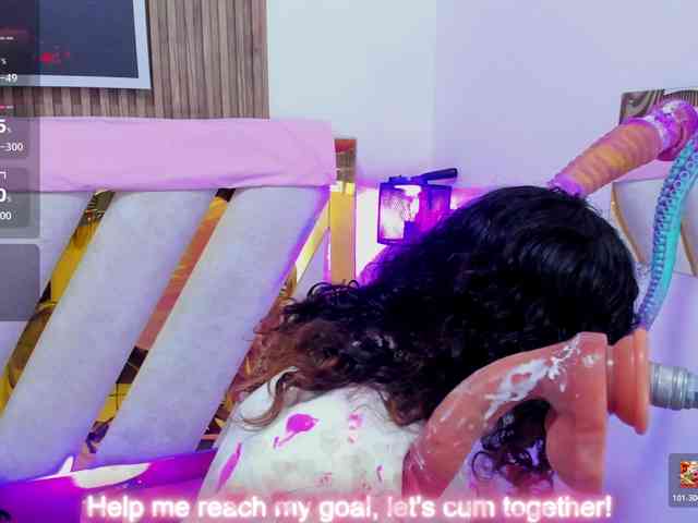 Luna-Naughty1 webcam