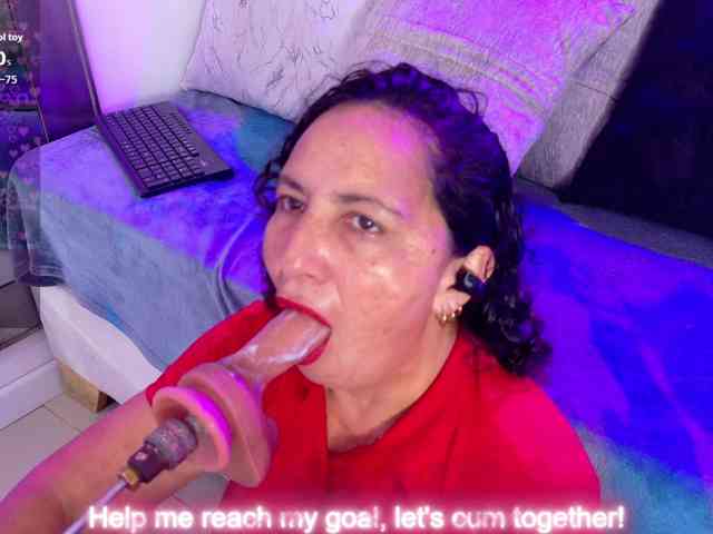 Luna-Naughty1 webcam