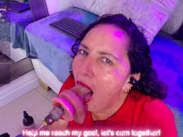 Luna-Naughty1 webcam