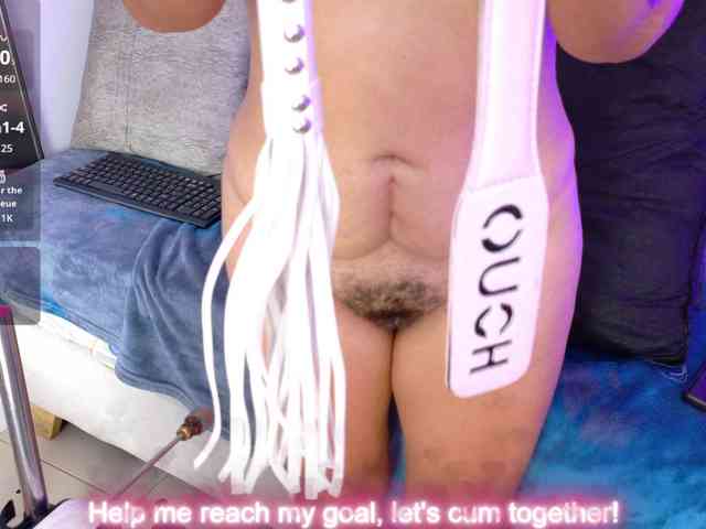 Luna-Naughty1
