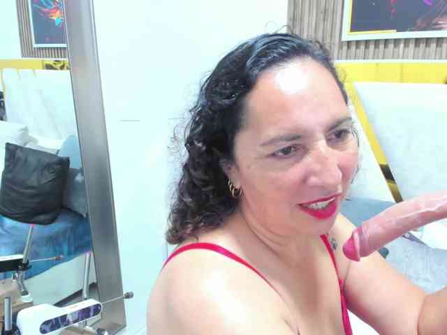 Luna-Naughty1 webcam