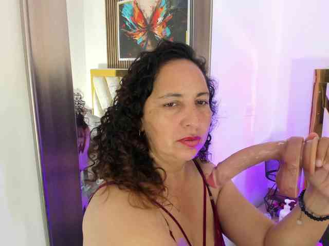 Luna-Naughty1 webcam