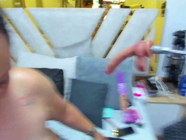 Luna-Naughty1 webcam