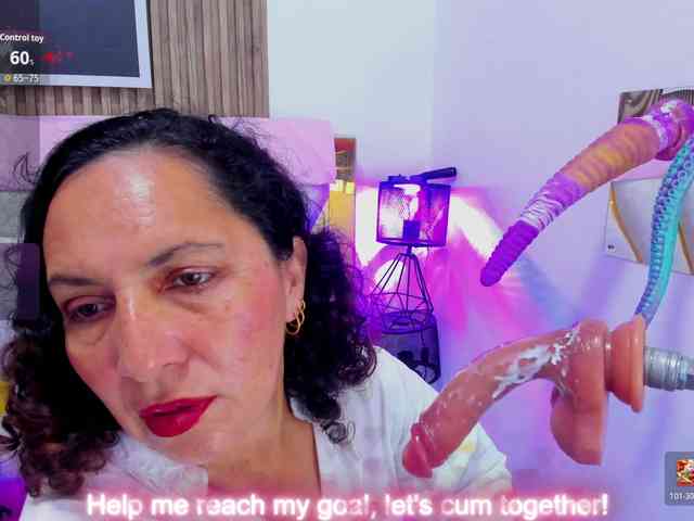 Luna-Naughty1 webcam