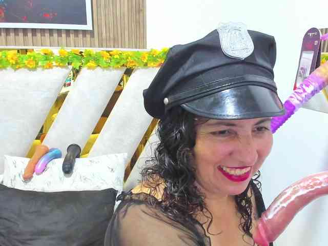 Luna-Naughty1 webcam