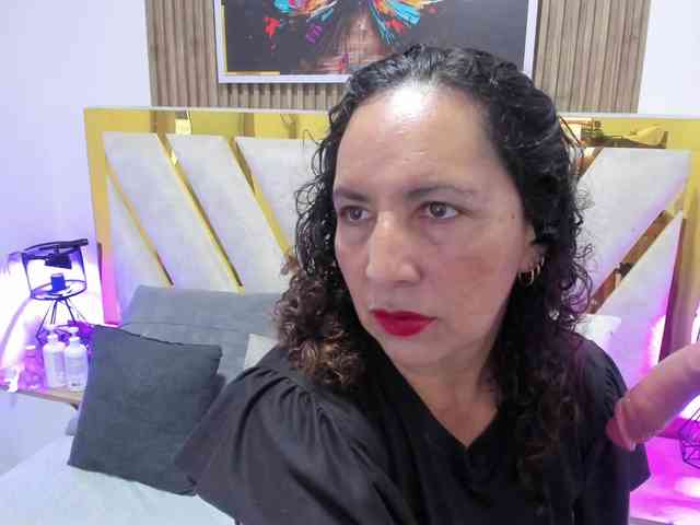 Luna-Naughty1 webcam
