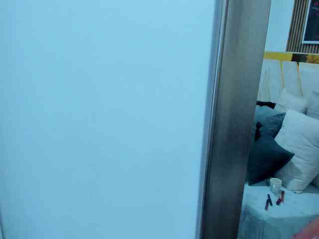 Luna-Naughty1