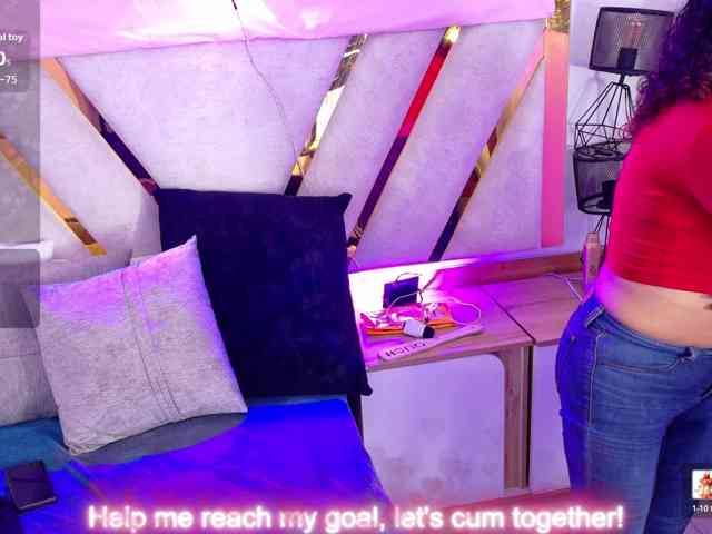 Luna-Naughty1 webcam