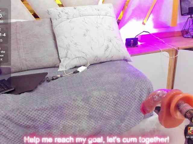 Luna-Naughty1