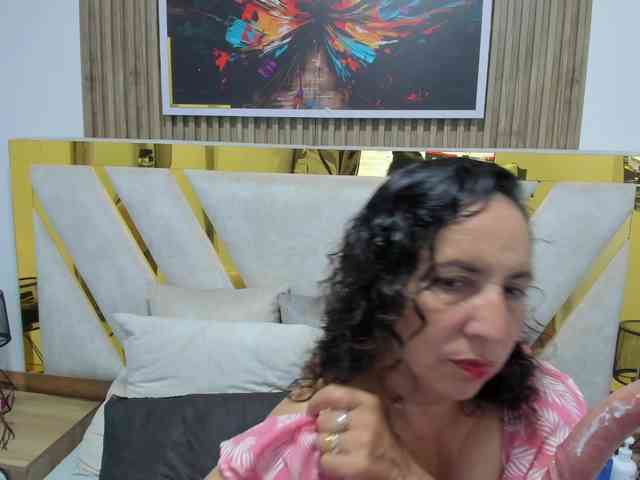 Luna-Naughty1 webcam