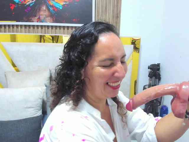 Luna-Naughty1 webcam