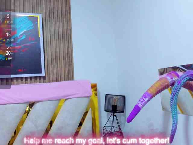 Luna-Naughty1 webcam