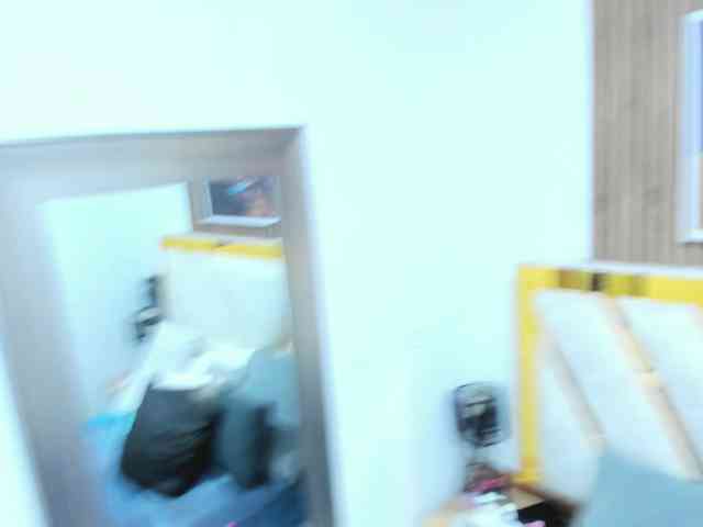 Luna-Naughty1 webcam