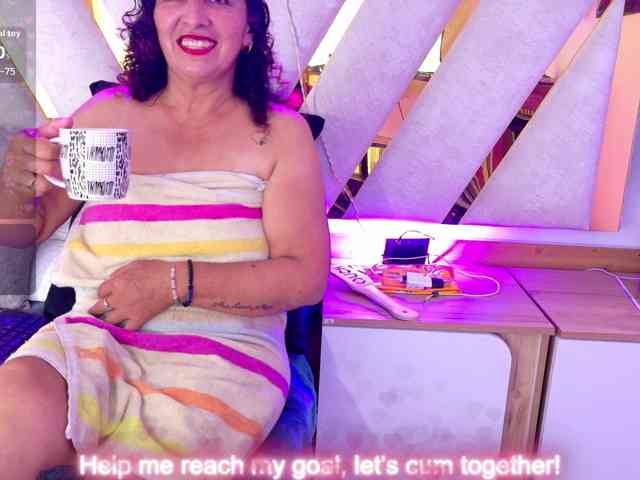Luna-Naughty1 webcam