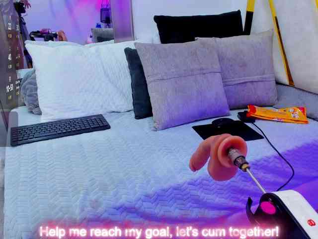 Luna-Naughty1