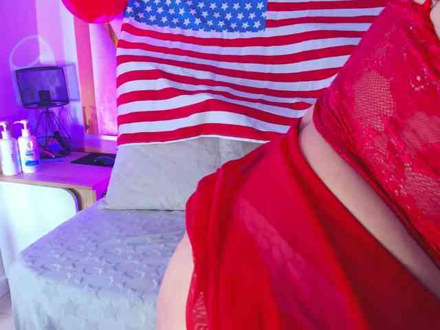 Luna-Naughty1 webcam