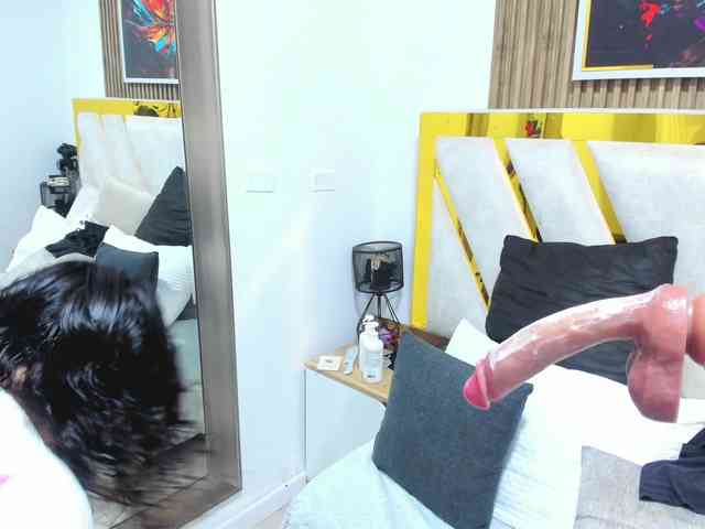 Luna-Naughty1 webcam