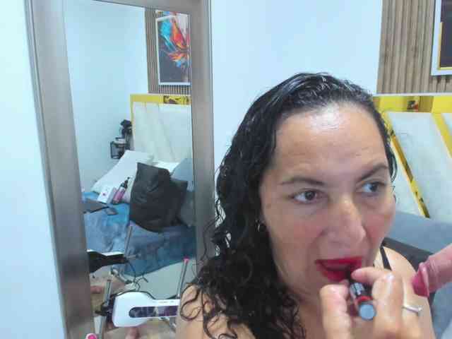 Luna-Naughty1 webcam