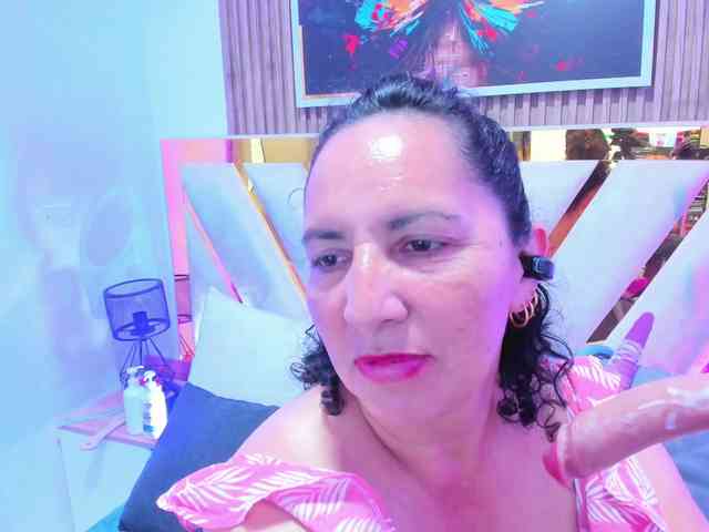 Luna-Naughty1 webcam