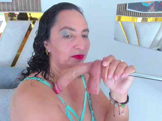 Luna-Naughty1 webcam