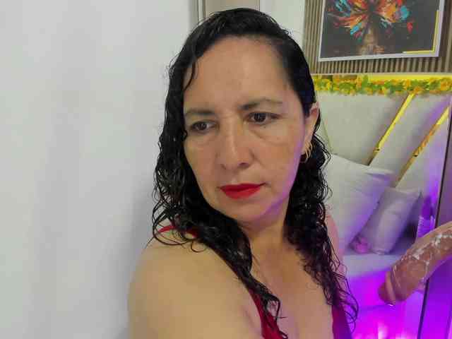 Luna-Naughty1 webcam