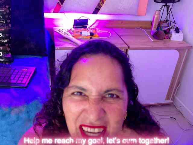 Luna-Naughty1 webcam