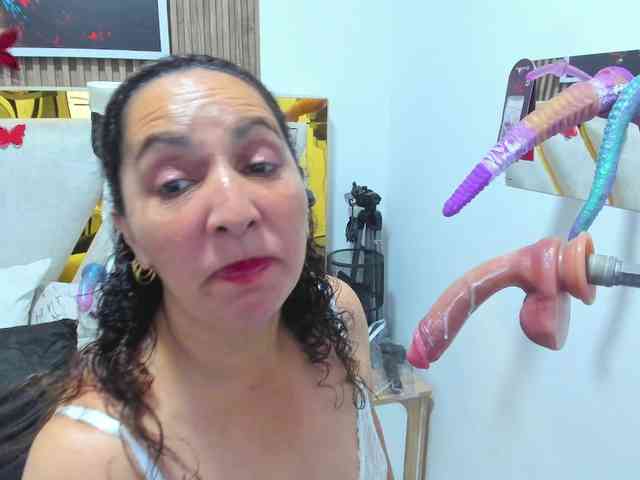 Luna-Naughty1 Live Webcam on BongaCams