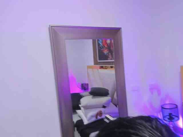 Luna-Naughty1 webcam