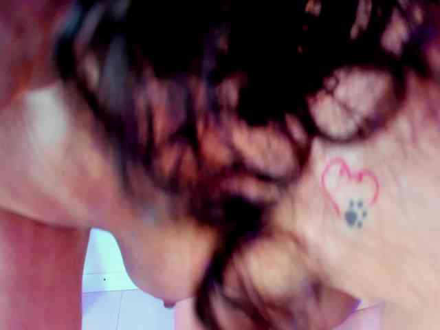 Luna-Naughty1 webcam
