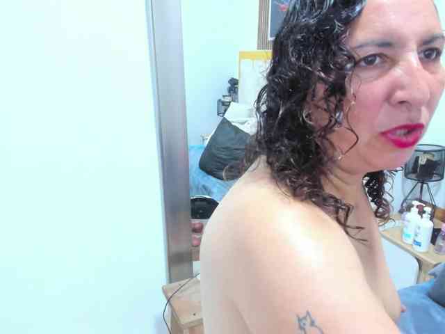 Luna-Naughty1 webcam