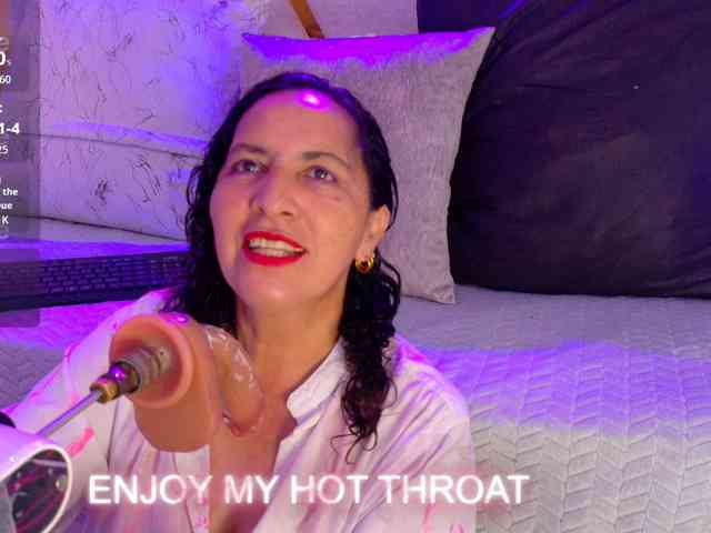 Luna-Naughty1 webcam