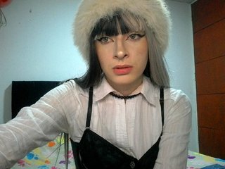 miafoster