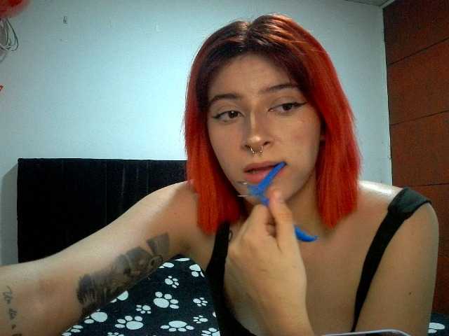 miafoster live cam on BongaCams