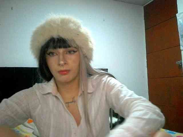 Modelo: miafoster
