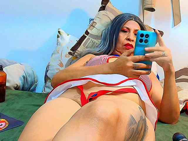 scarletheat webcam
