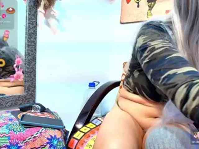 scarletheat webcam