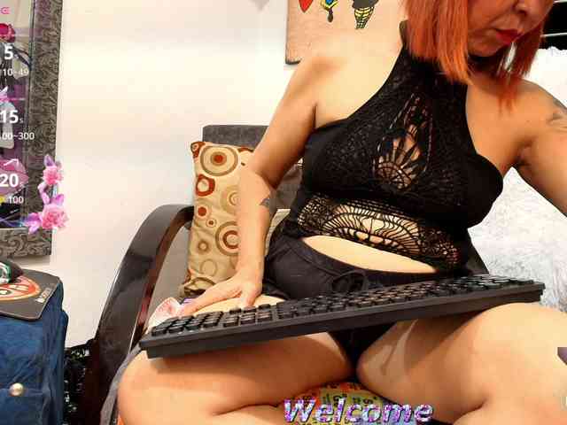 scarletheat webcam