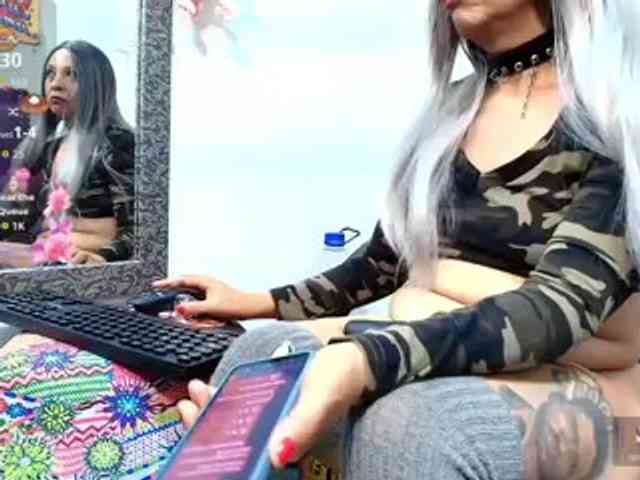 scarletheat webcam