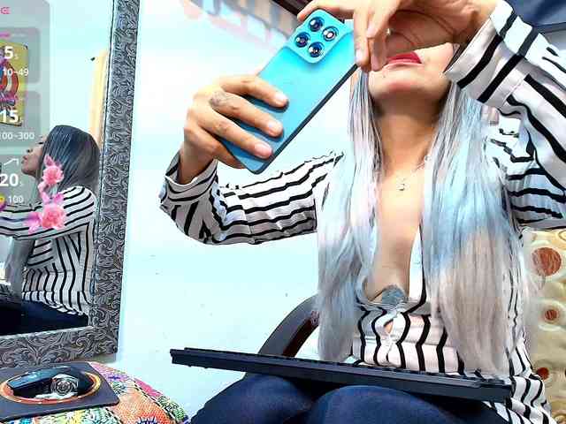 scarletheat webcam
