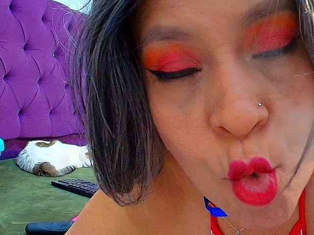 scarletheat webcam