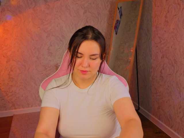 nelie-evans online